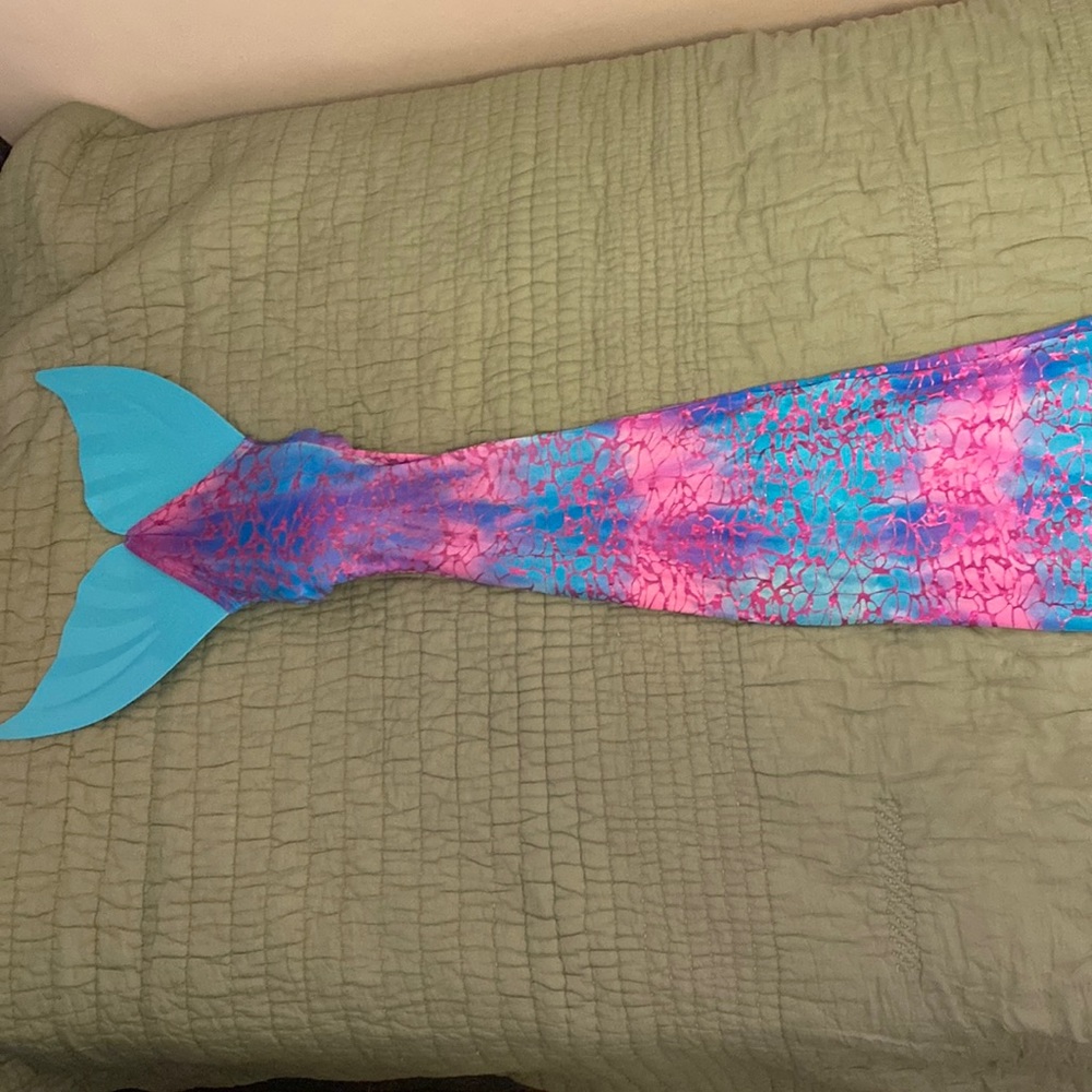 Swim Monofin tail and top for girls mermaid swim .. 3 pc set